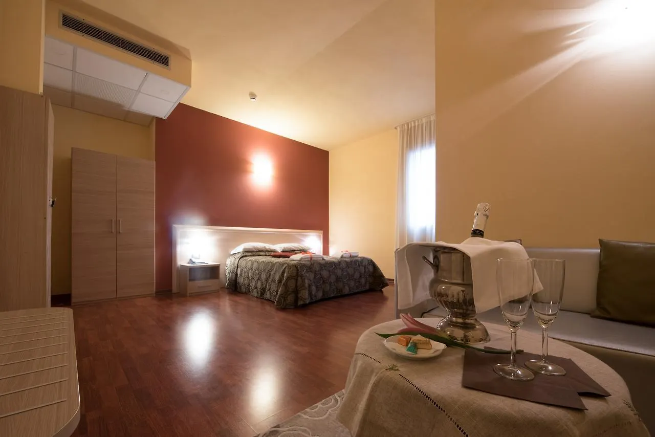 Hotel Formula International Rosolina 4*,  Italia